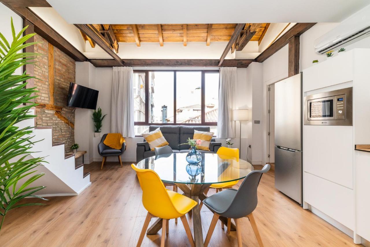 Wekey Homes Granada, Mesones Central Suites Dış mekan fotoğraf