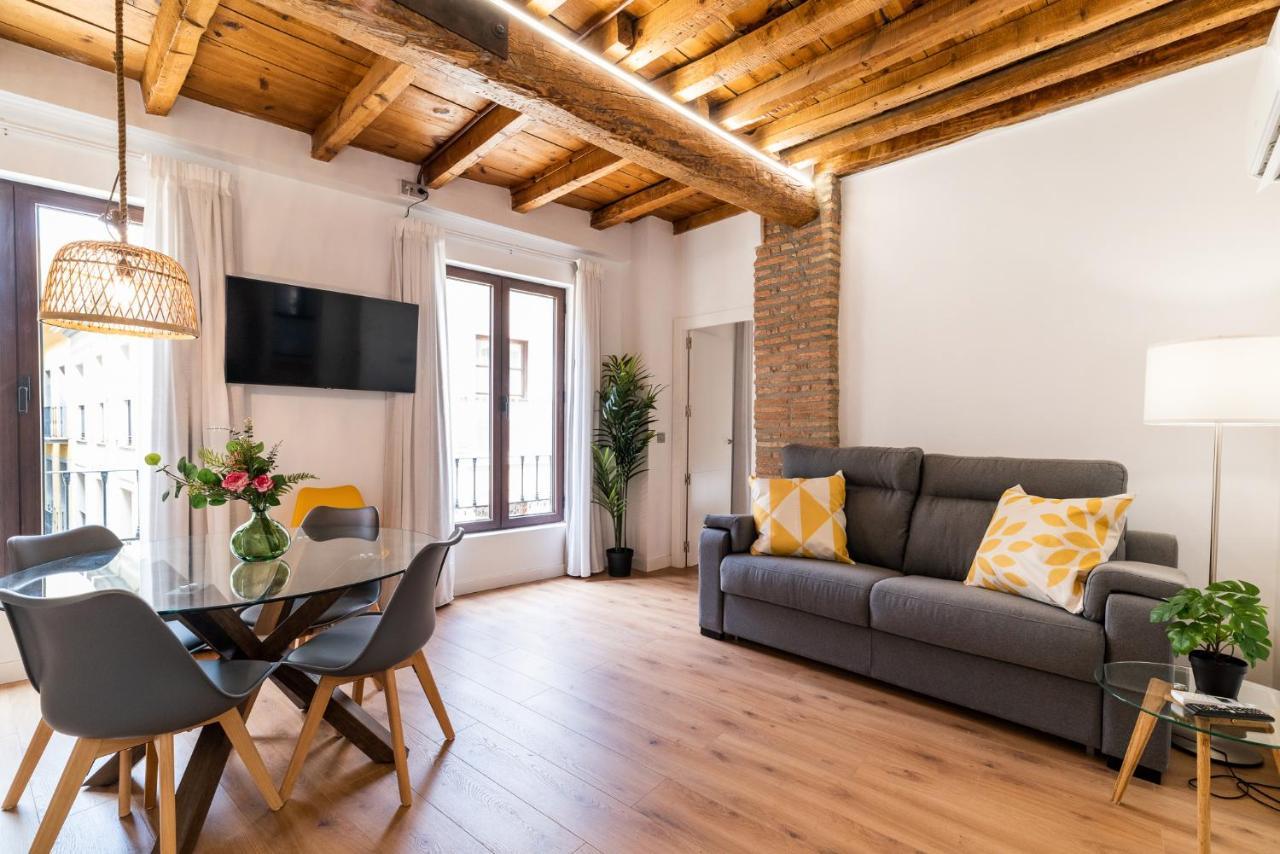 Wekey Homes Granada, Mesones Central Suites Dış mekan fotoğraf