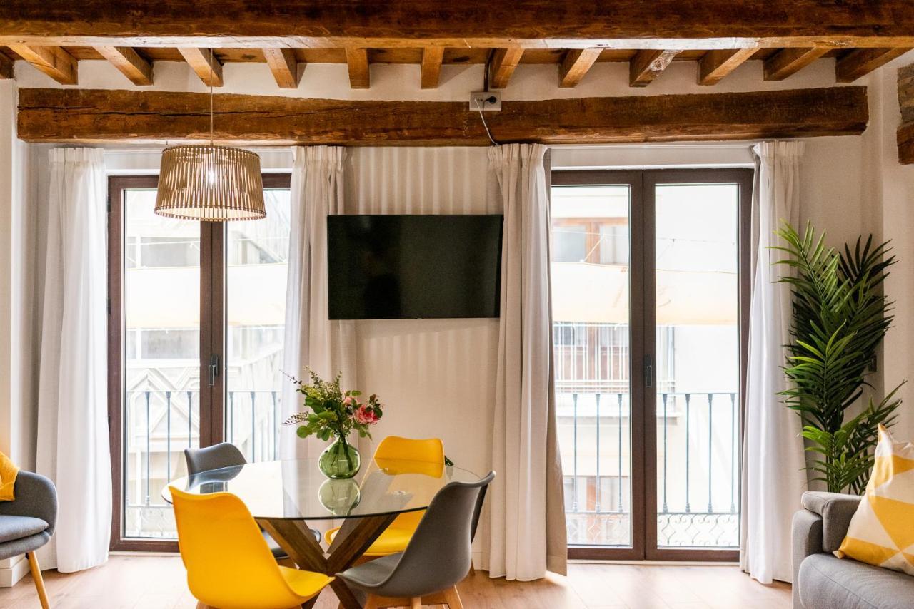 Wekey Homes Granada, Mesones Central Suites Dış mekan fotoğraf