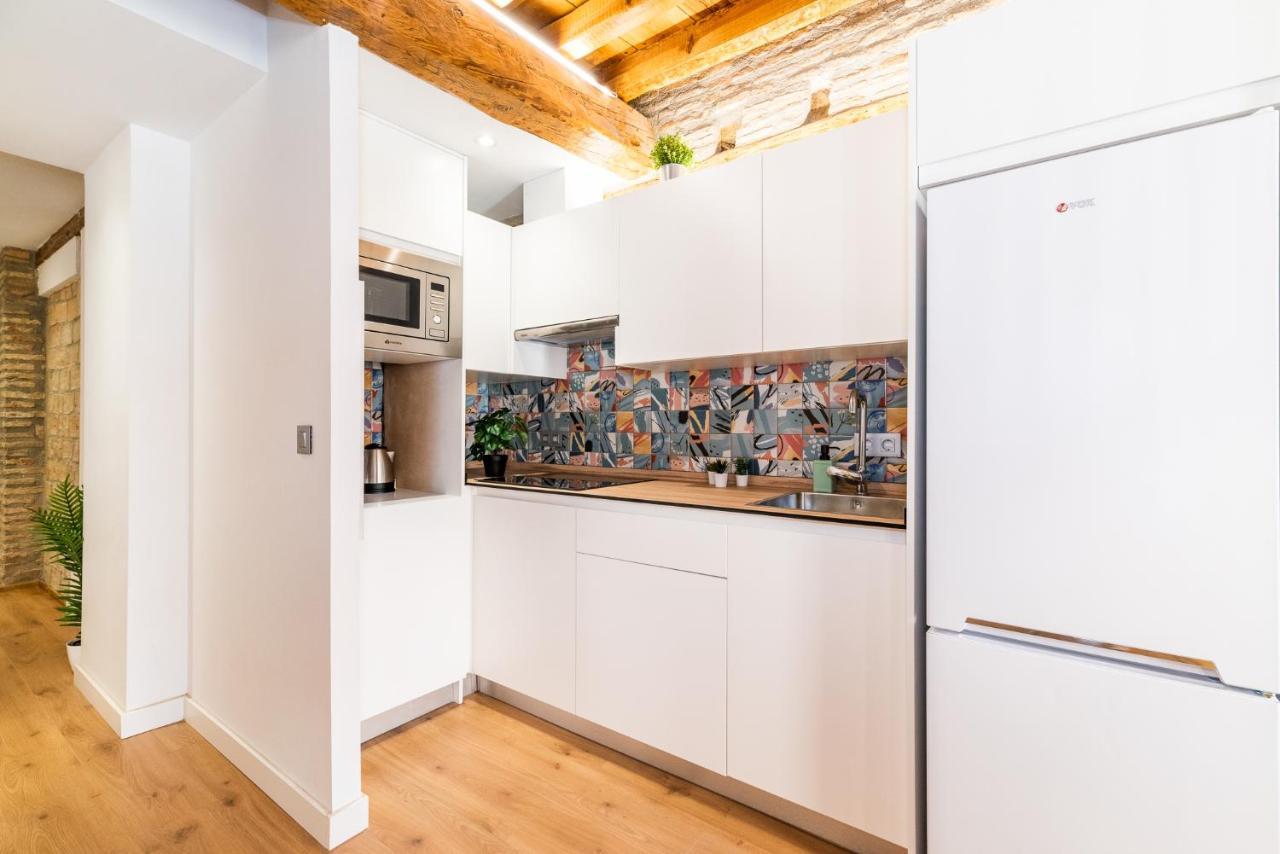 Wekey Homes Granada, Mesones Central Suites Dış mekan fotoğraf