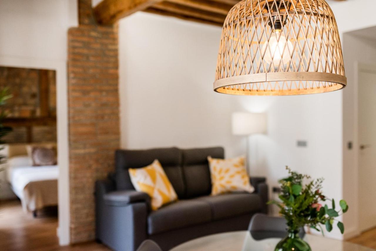 Wekey Homes Granada, Mesones Central Suites Dış mekan fotoğraf