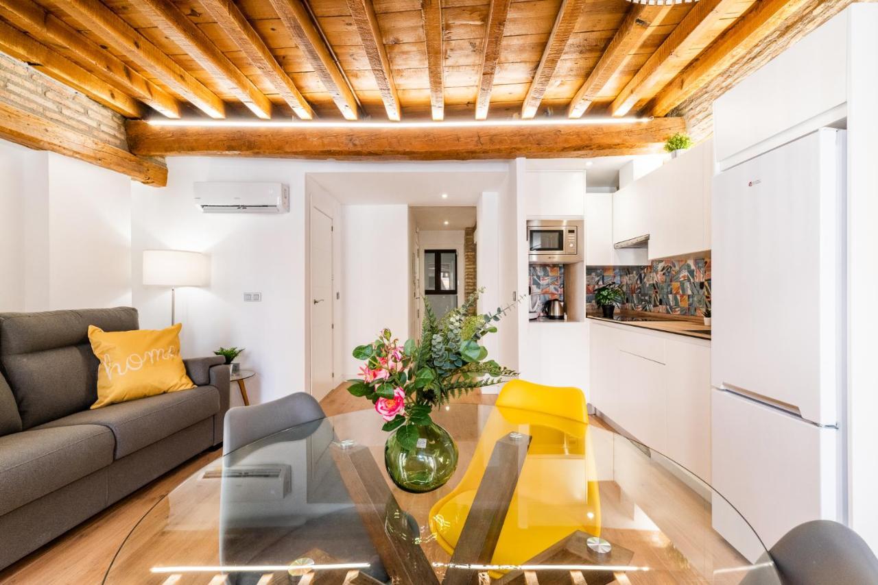 Wekey Homes Granada, Mesones Central Suites Dış mekan fotoğraf